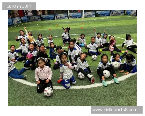 足球学院助力青少年成长培养未来足球明星的摇篮与平台