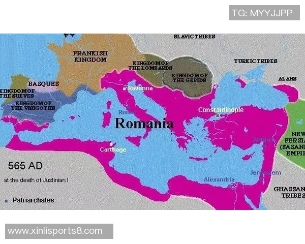 足球传奇人物的辉煌历程与影响力探讨